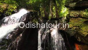 Read more about the article Sureswari Waterfall, Bampur Forest, Angul