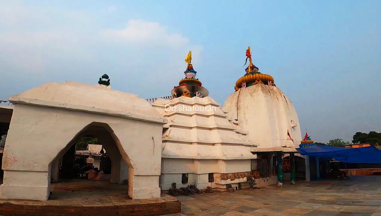 Lord Dhabaleswar Temple, Athagarh, Cuttack