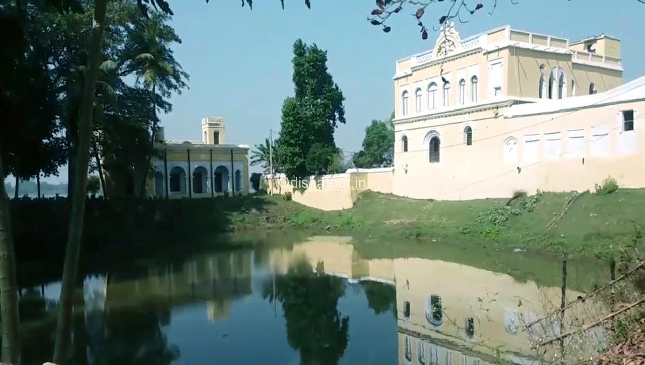 Aul palace kendrapara