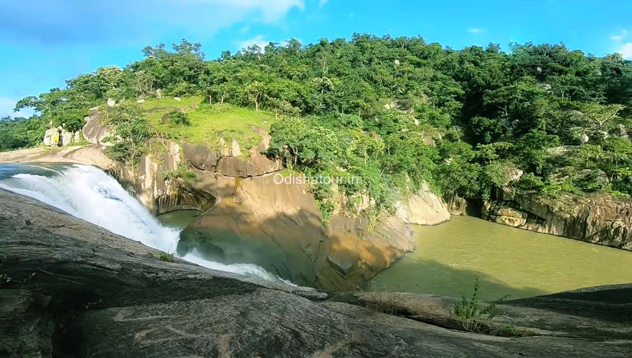 Gudguda Waterfall, Gajapati