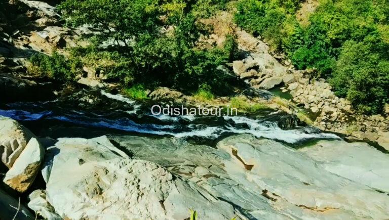 Jharigaon Saidhara Waterfall