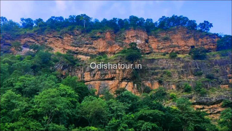 Gudahandi hills waterfall Dokrichanchara Waterfall