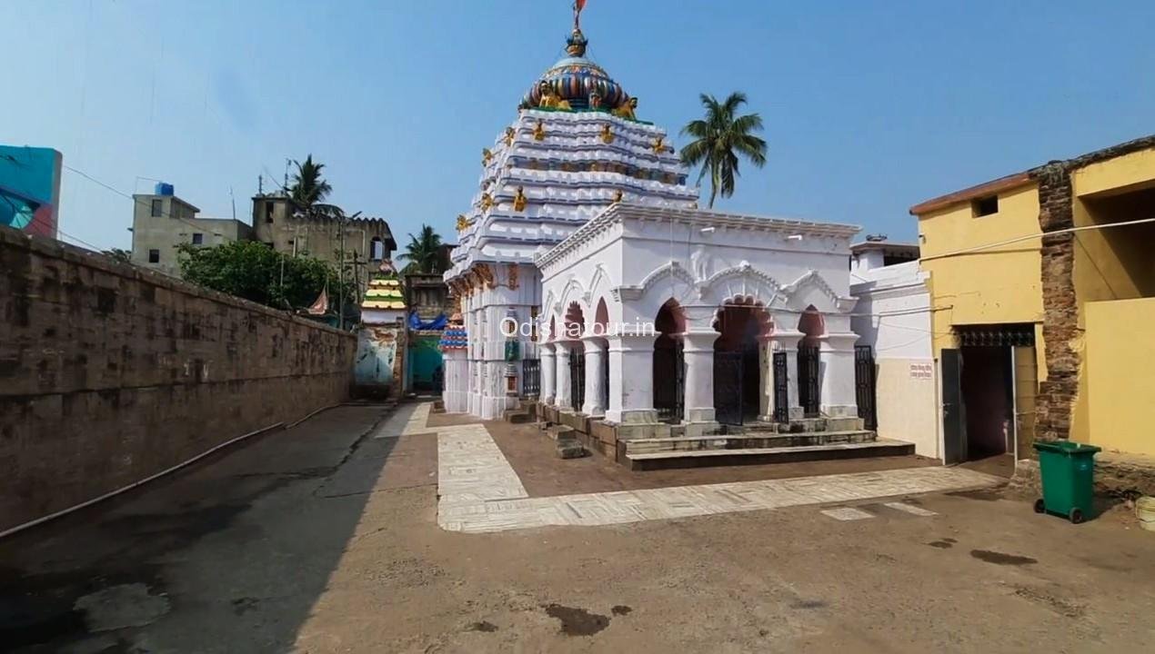 Read more about the article Baba Akhandalamani Temple, Aradi, Bhadrak