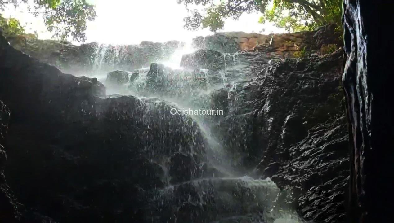 Kuntru Waterfall