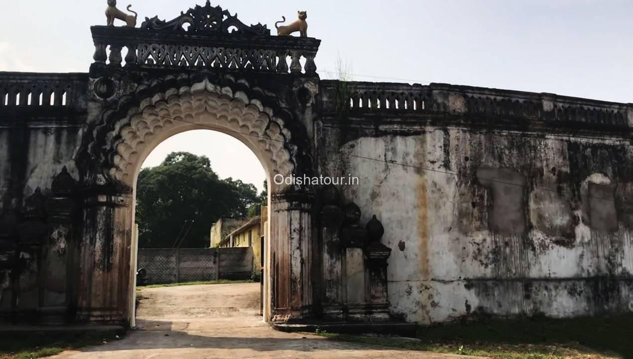 Odisha Tour | King Palace, Talcher Rajabati, Angul