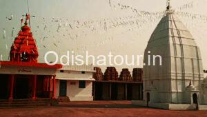 Read more about the article Vishweshwar Temple, Saranda, Bargarh