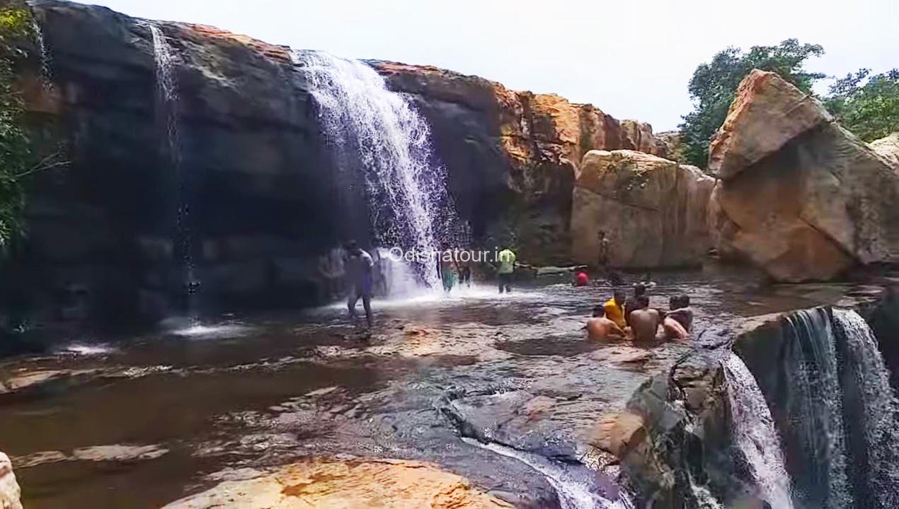 Barabakhara Waterfall