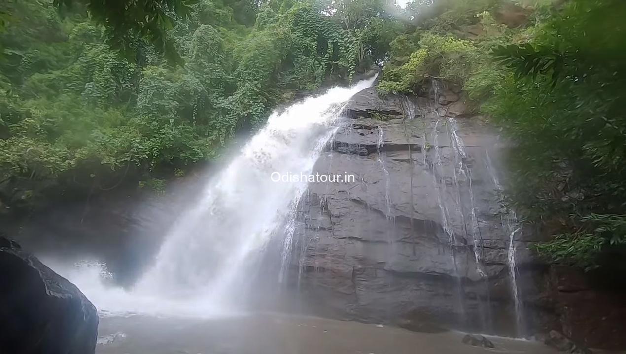 Deojhar Waterfall, Talapunji, Narasinghpur, Cuttack 3