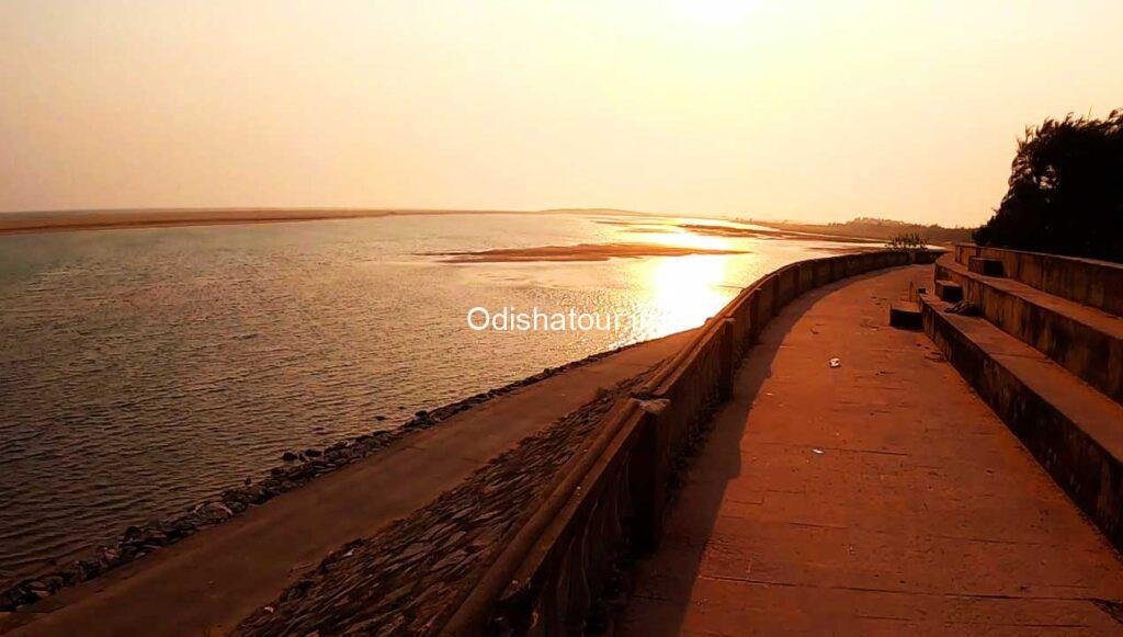 Ramchandi Ramachandi Temple & Sea Beach, Konark, Puri | Odisha Tour