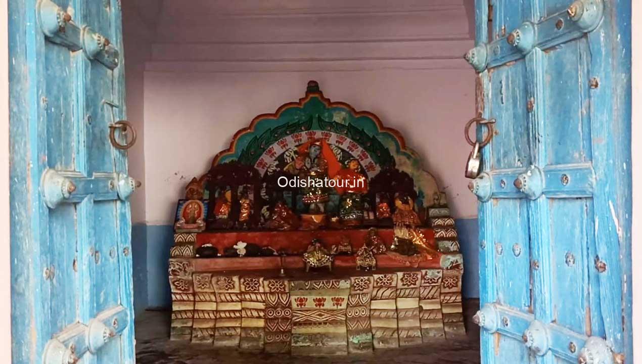 Sri-Lakshmi-Varaha-Jew-Mandir-aul-kendrapara1