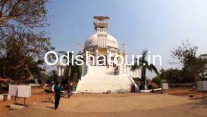 Read more about the article Dhauli Shanti Stupa & Dhauligiri Hills, Bhubaneswar