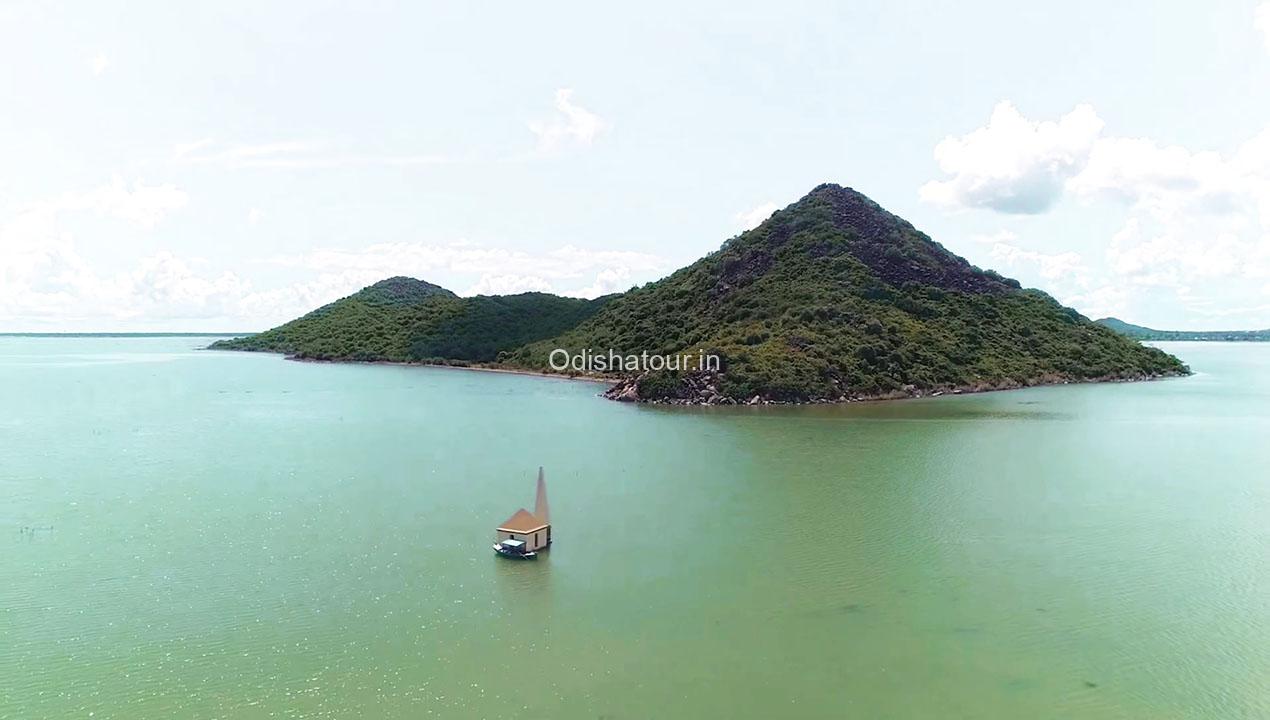 Read more about the article Honeymoon Island, Chilika Lake, Rambha, Ganjam