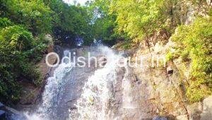 Read more about the article Theseri Waterfall, Badamba, Cuttack