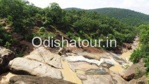 Read more about the article Urmagarh Waterfall, Phulbani, Kandhamal