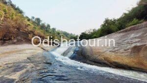 Read more about the article Kicherlang Waterfall, Nuagada, Gajapati