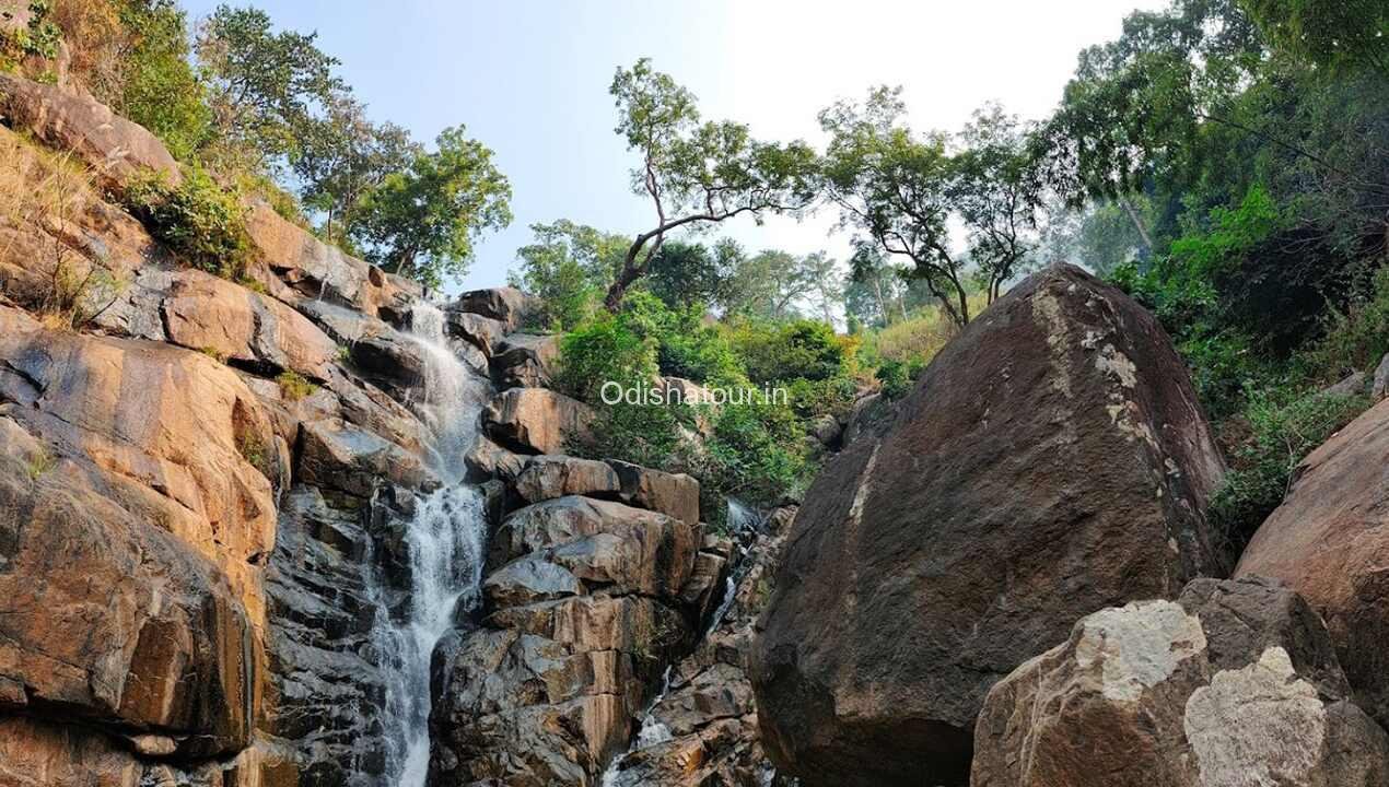 Read more about the article Sindising Waterfall, Gajapati