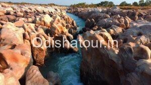 Read more about the article Kanhakund View Point, Sundargarh