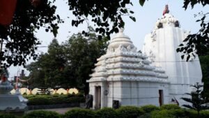 Read more about the article Mani Nageswar Shiva Temple, Bardhanpur, Balasore