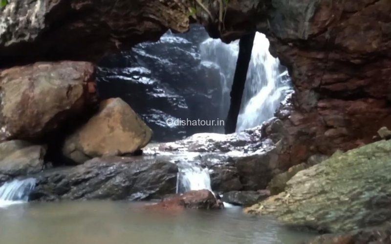 Kuntru Waterfall