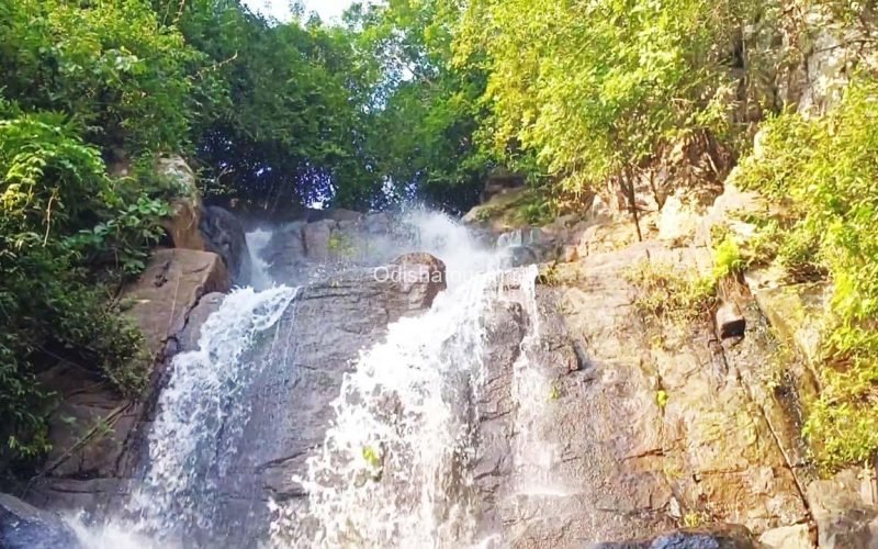 bada Theseri Waterfall badamba cuttack